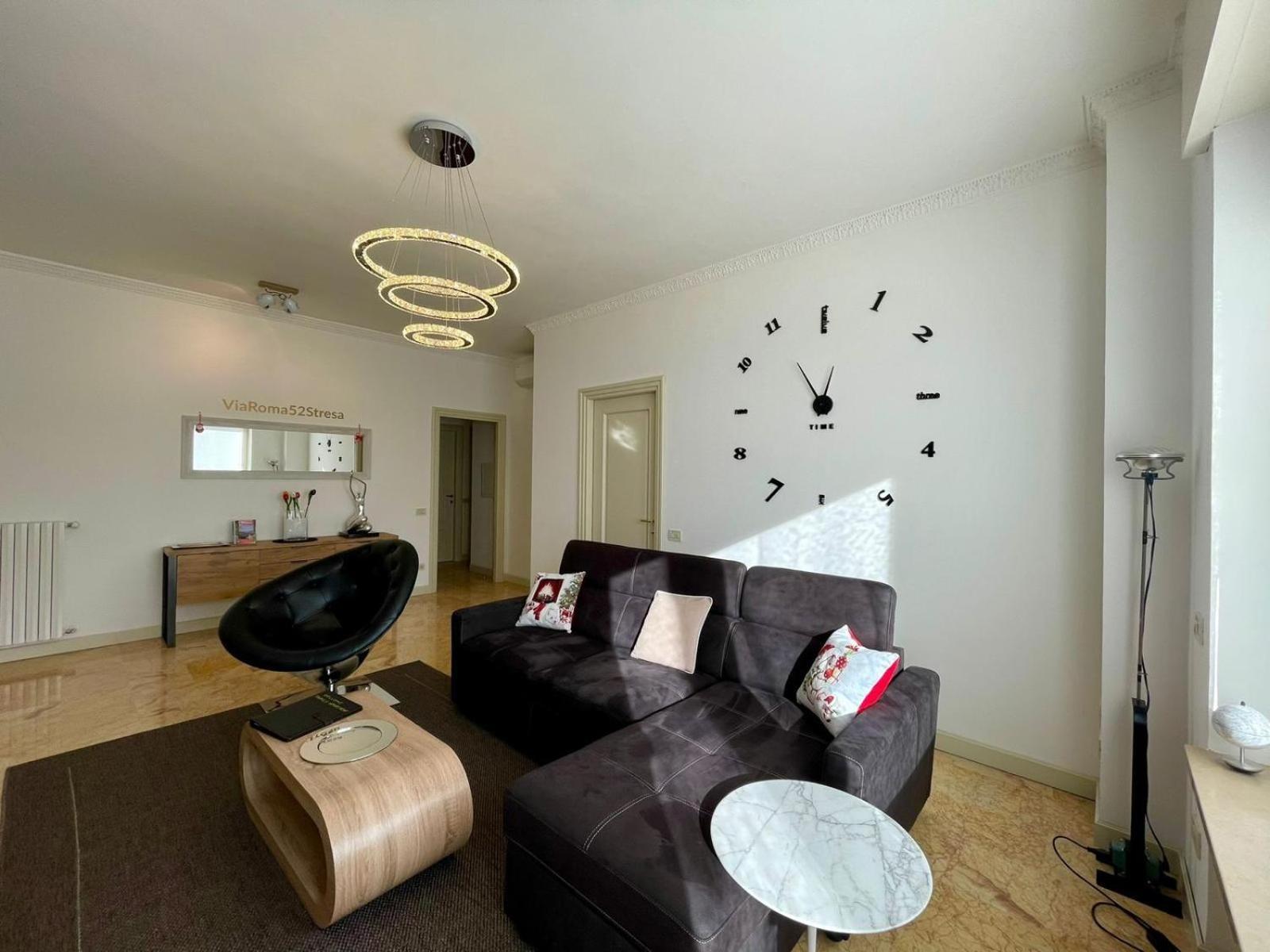 Family Apartment Vista Lago สเตรซา ภายนอก รูปภาพ