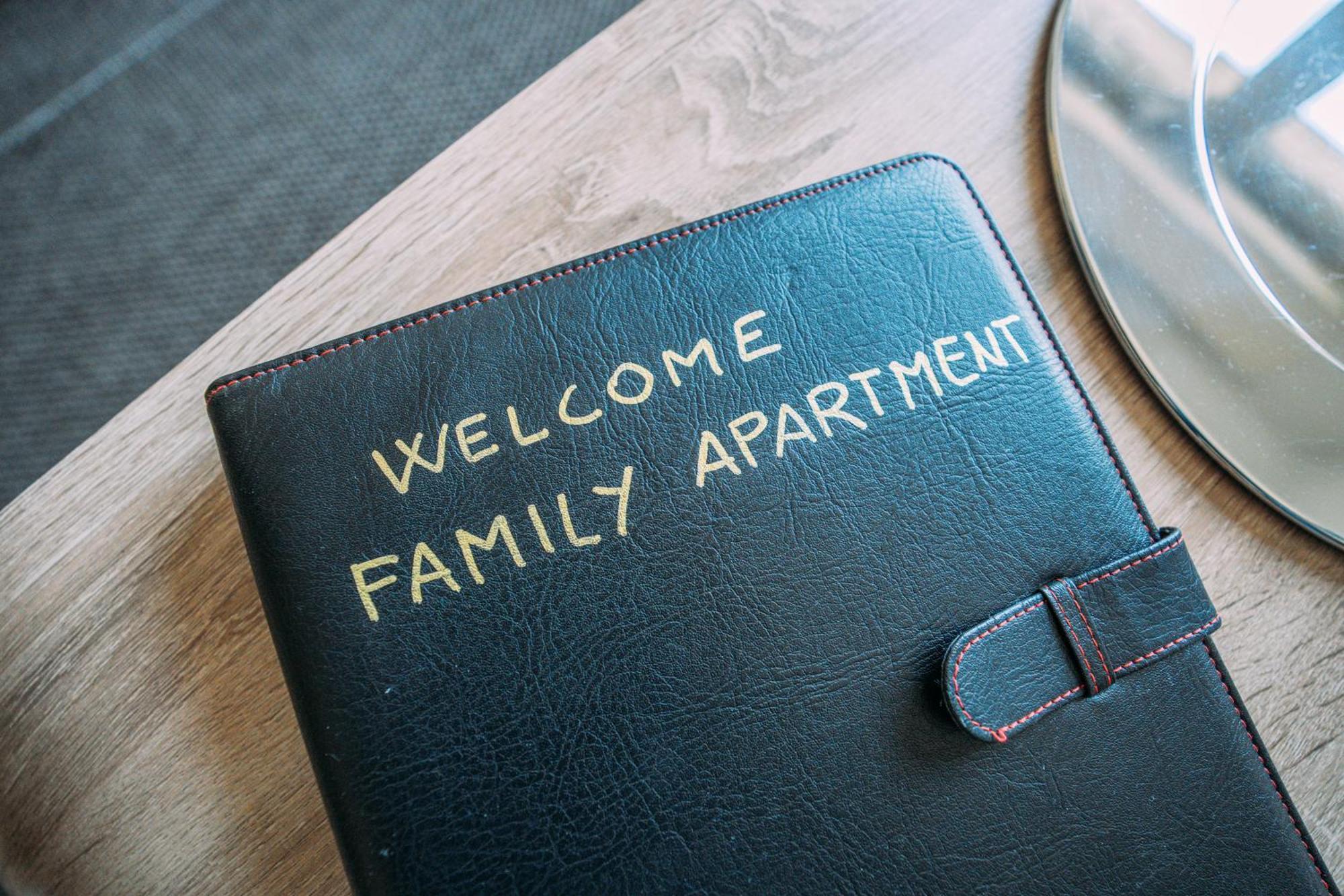 Family Apartment Vista Lago สเตรซา ภายนอก รูปภาพ