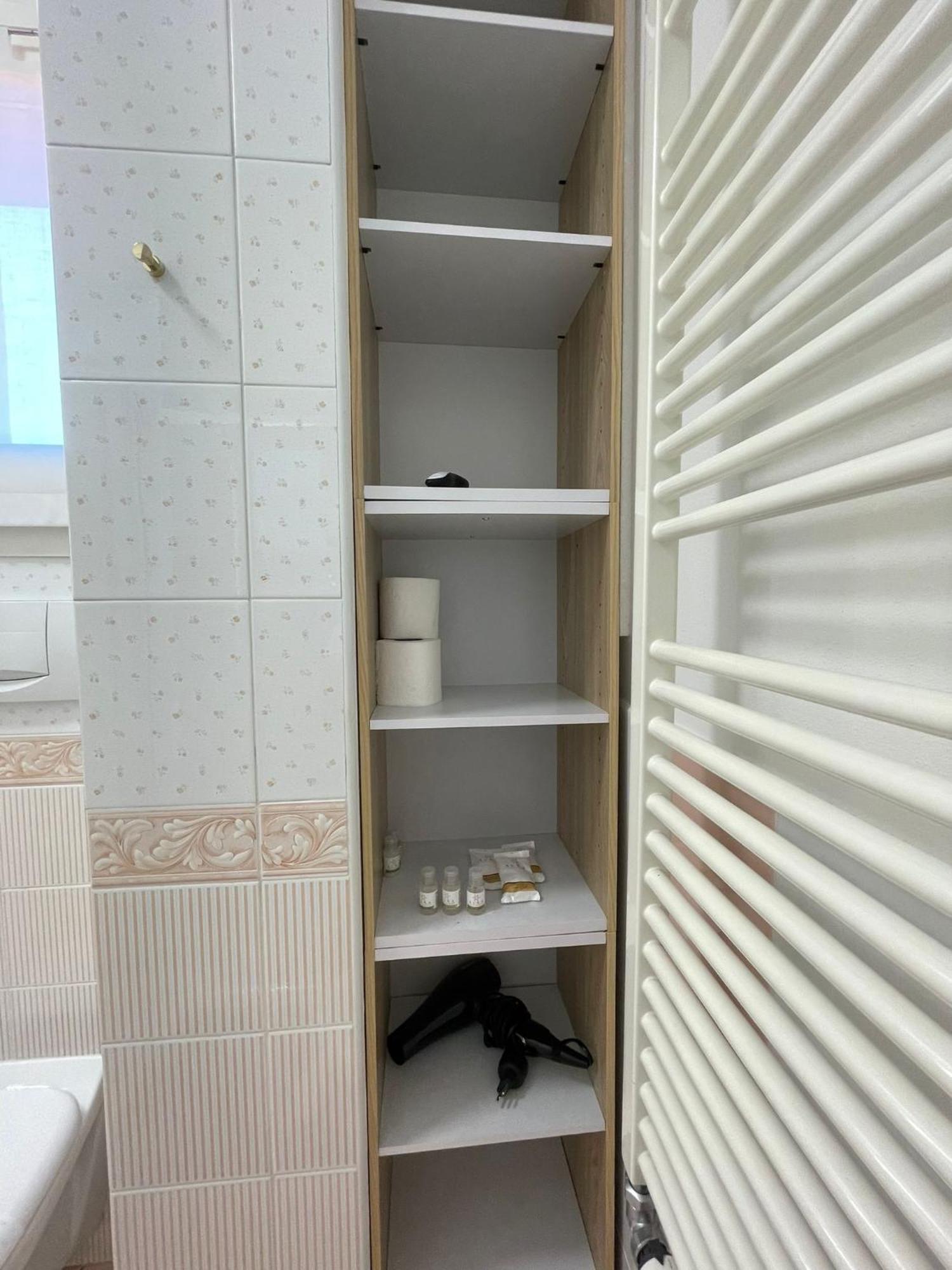 Family Apartment Vista Lago สเตรซา ภายนอก รูปภาพ