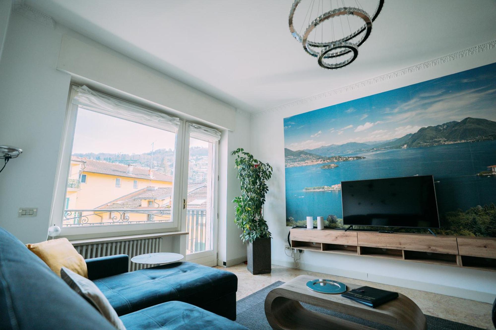 Family Apartment Vista Lago สเตรซา ภายนอก รูปภาพ