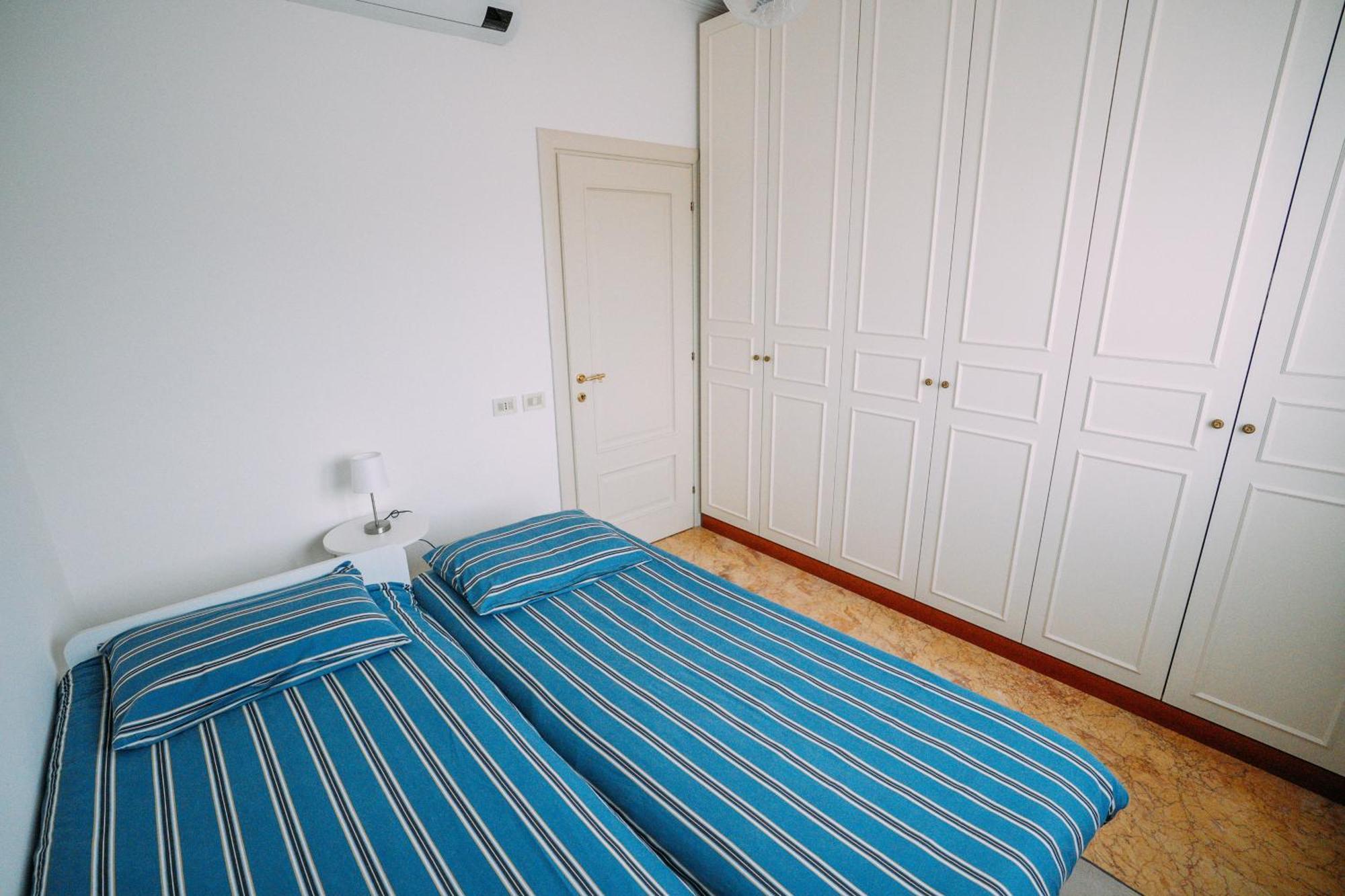 Family Apartment Vista Lago สเตรซา ภายนอก รูปภาพ
